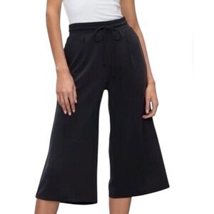 Terra Sky Black Wide-Leg Pants